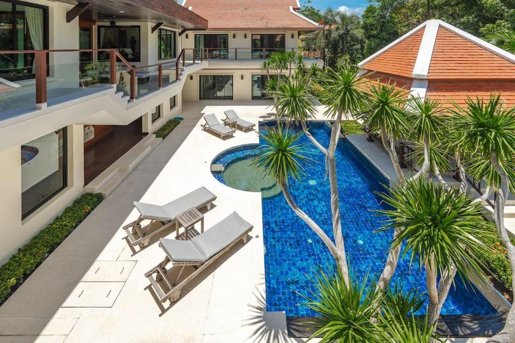 Naiharn 4br Private Pool Close To Villa