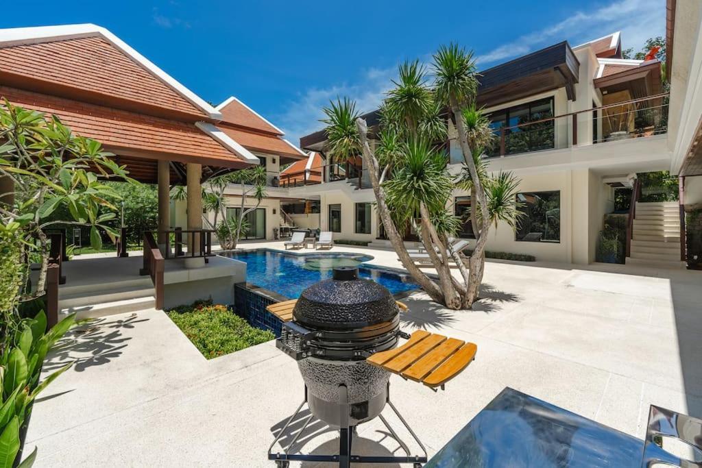 Naiharn 4br Private Pool Close To
