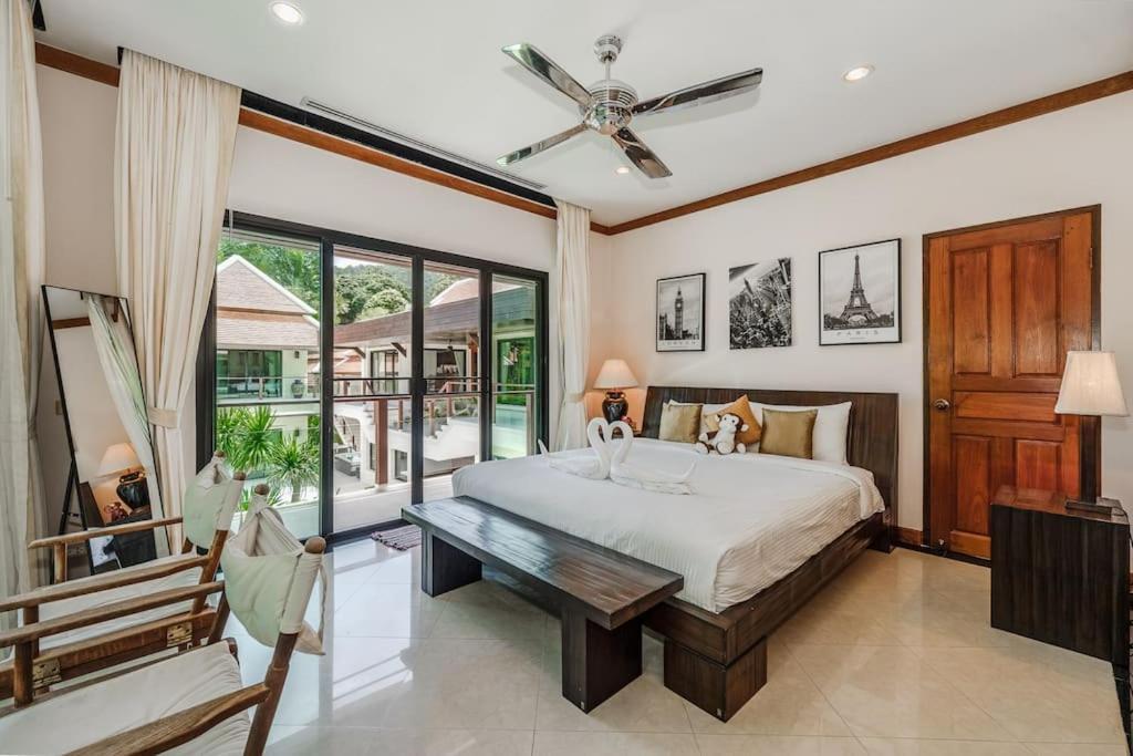 Villa Naiharn 4br Private Pool Close To Phuket